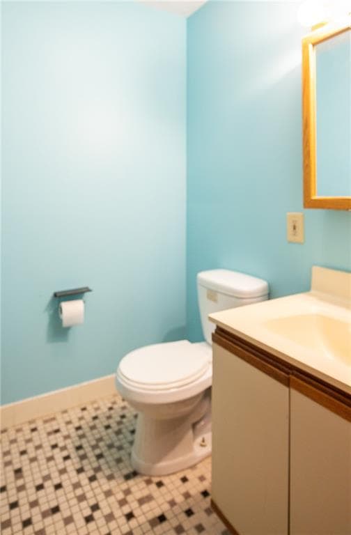 Condominium at 2 Angle Street UNIT 8, Lincoln, photo 16 of 20