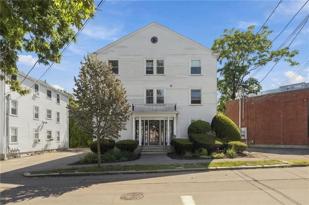 Condominium at 7 North Avenue UNIT 2, Providence, photo 27 of 35
