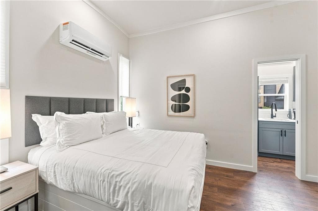 Condominium at 26 Agape Circle, Richmond, photo 12 of 30