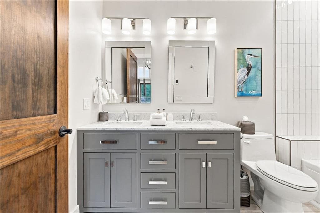 Condominium at 2 White Hawk Ridge UNIT D, Richmond, photo 17 of 32