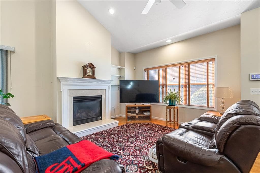 Condominium at 500 Mendon Road UNIT 11, Cumberland, photo 2 of 50