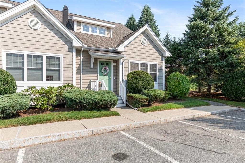 Condominium at 500 Mendon Road UNIT 11, Cumberland, photo 7 of 50
