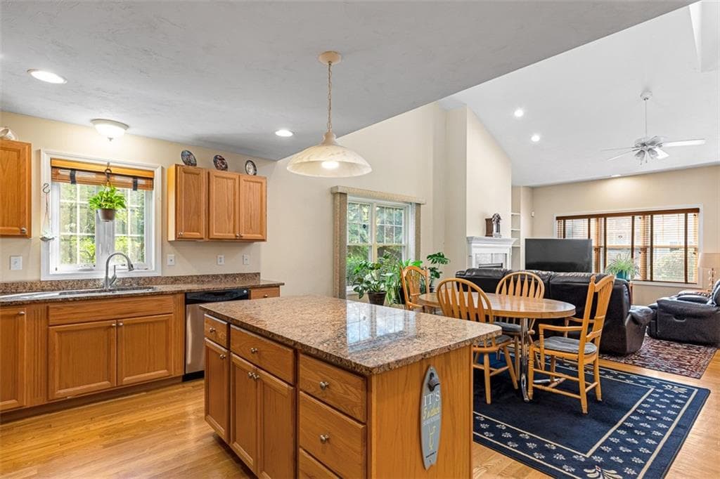 Condominium at 500 Mendon Road UNIT 11, Cumberland, photo 19 of 50
