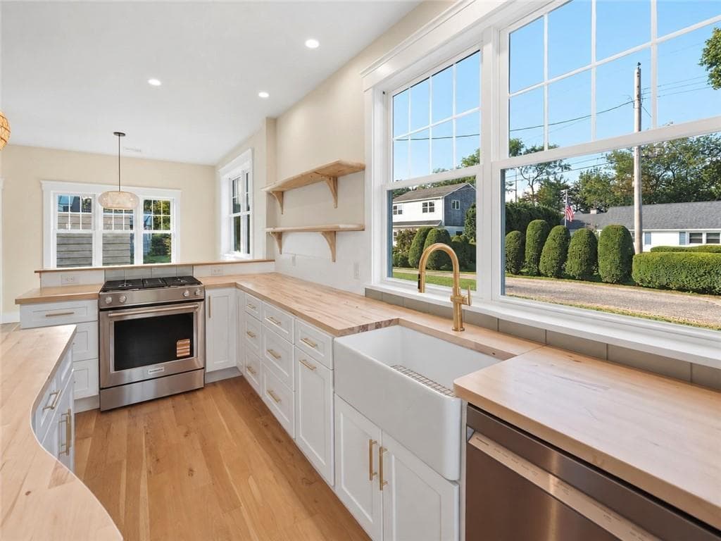 Single Family Residence at 19 Traymore Street, Charlestown, photo 10 of 50