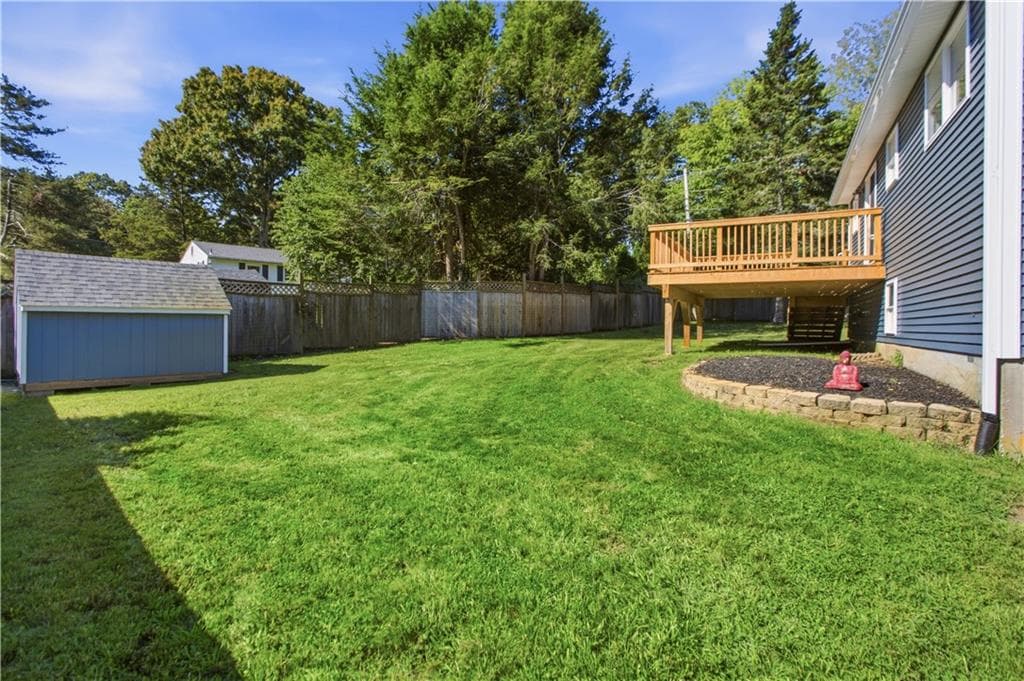 Single Family Residence at 174 Ten Rod Road, Exeter, photo 6 of 41