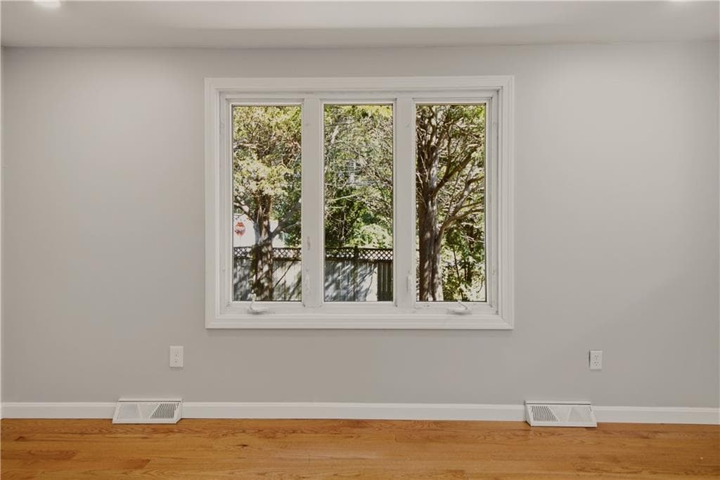 Single Family Residence at 174 Ten Rod Road, Exeter, photo 18 of 41
