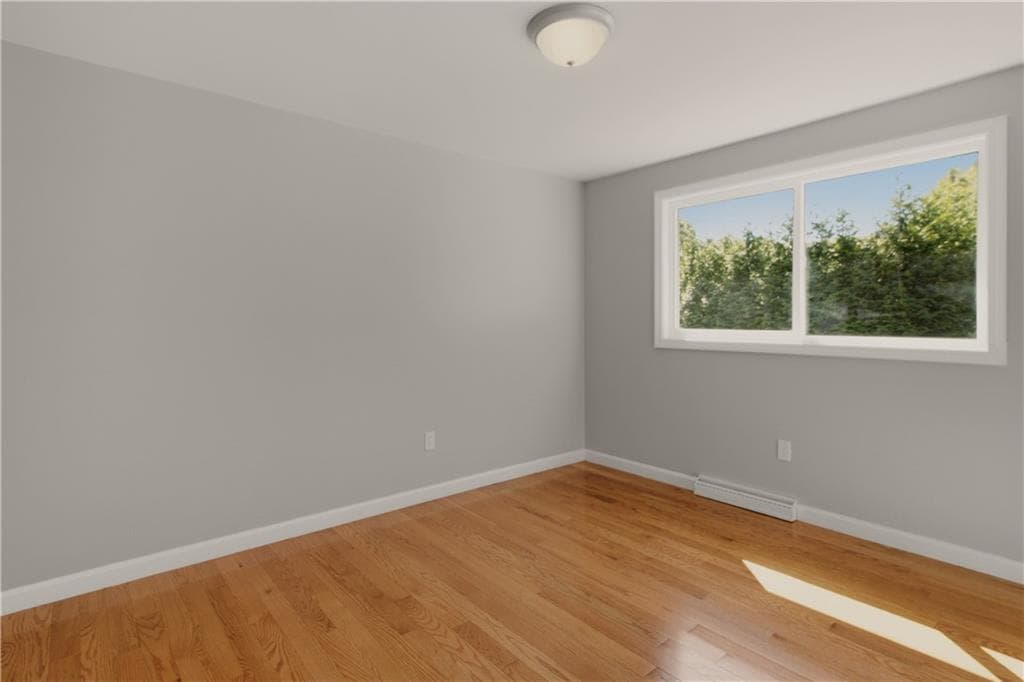 Single Family Residence at 174 Ten Rod Road, Exeter, photo 25 of 41