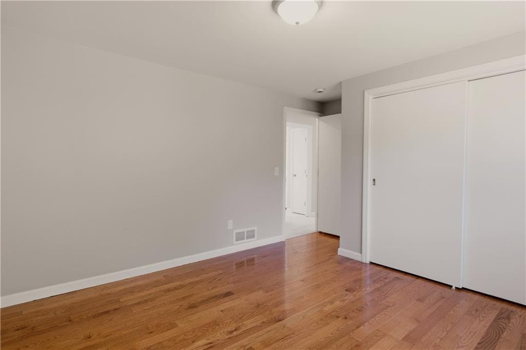 Single Family Residence at 174 Ten Rod Road, Exeter, photo 21 of 41