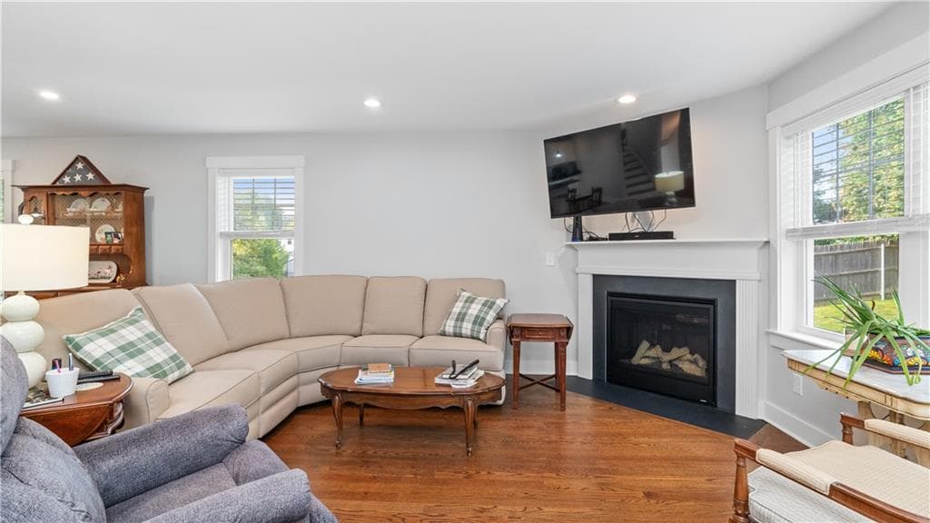 Condominium at 724 Centerville Road UNIT 8, Warwick, photo 7 of 37