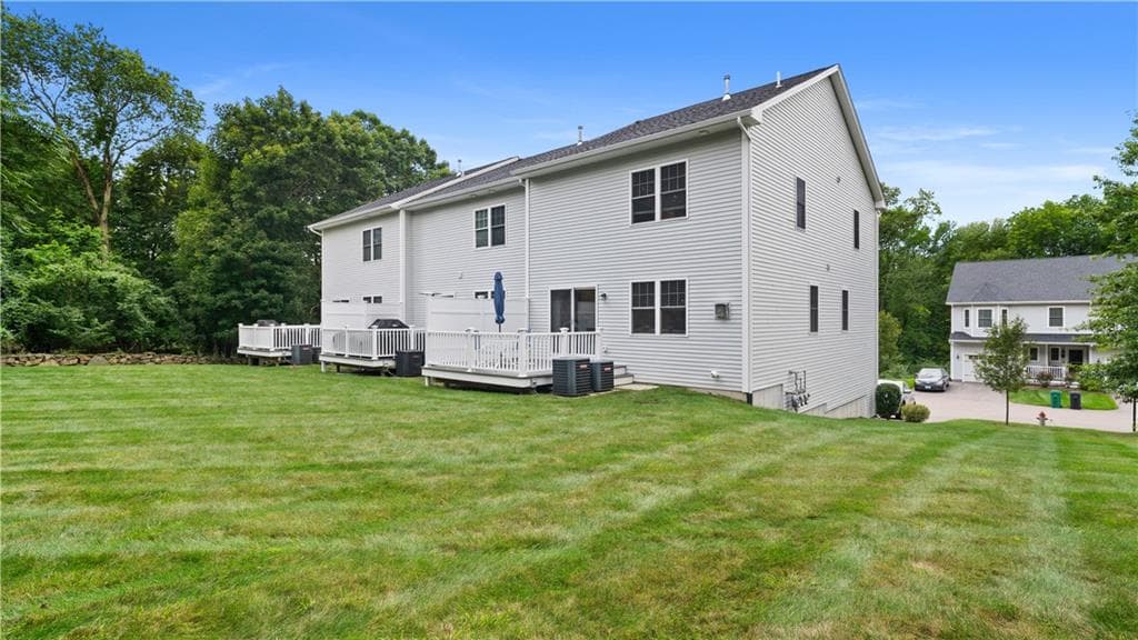 Condominium at 724 Centerville Road UNIT 8, Warwick, photo 33 of 37