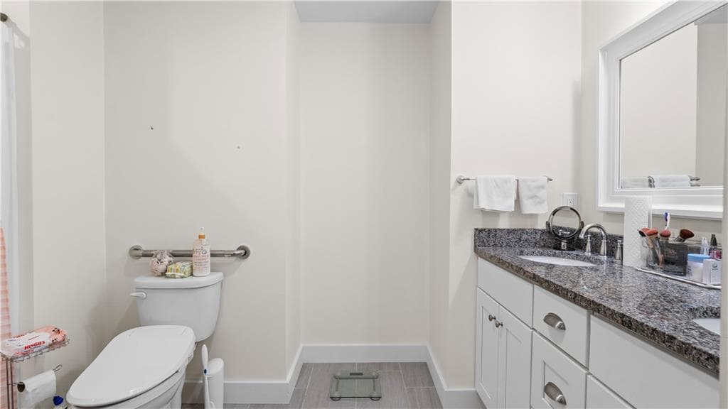 Condominium at 724 Centerville Road UNIT 8, Warwick, photo 19 of 37