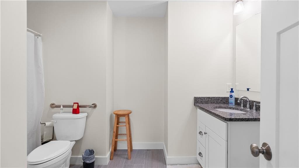 Condominium at 724 Centerville Road UNIT 8, Warwick, photo 25 of 37