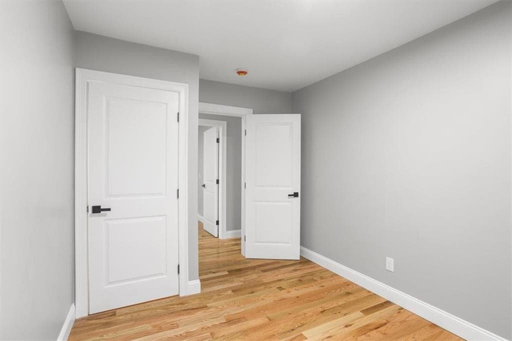 Multi Family at 28 Potters Avenue, Providence, photo 13 of 43