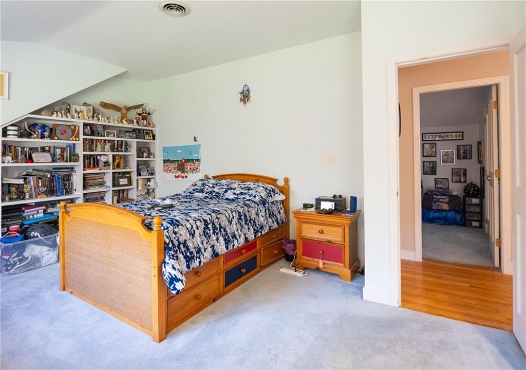 Single Family Residence at 40 Suffolk Way, Lincoln, photo 29 of 49