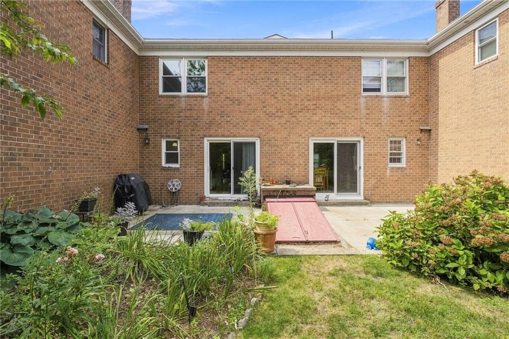 Condominium at 109 Wyndham Avenue UNIT 109, Providence, photo 36 of 38