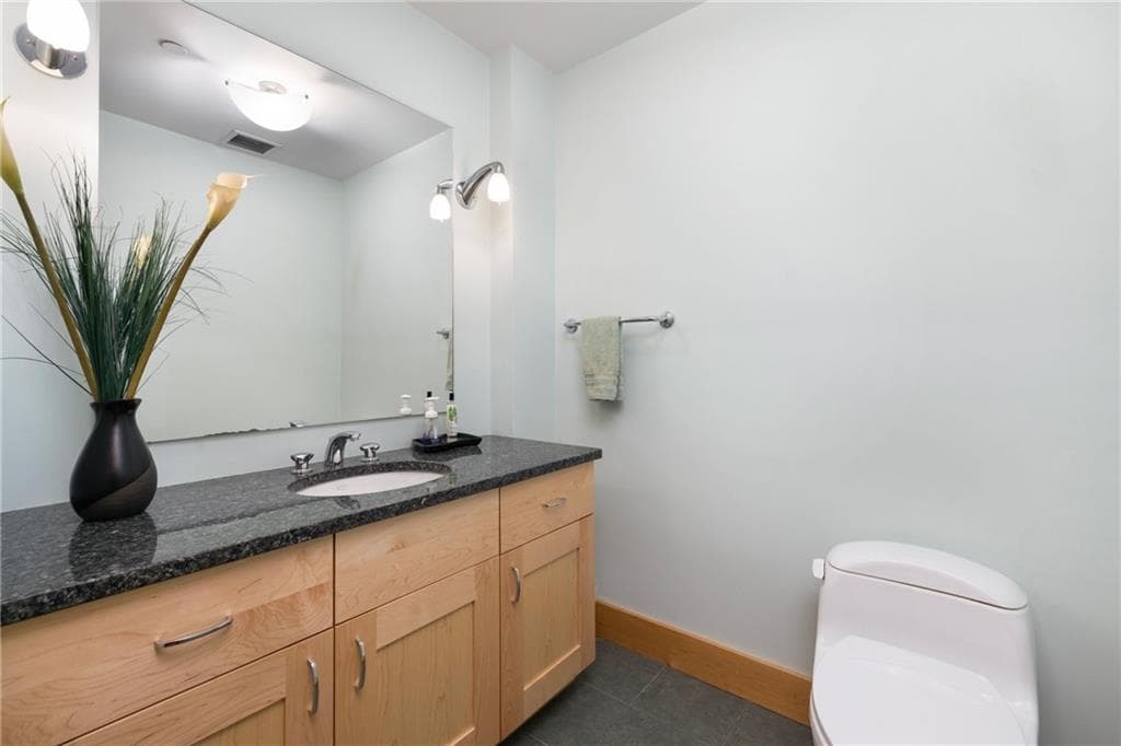 Condominium at 343 Thames Street UNIT M 102, Bristol, photo 20 of 40