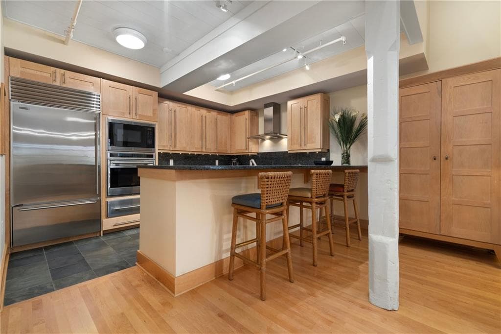Condominium at 343 Thames Street UNIT M 102, Bristol, photo 10 of 40
