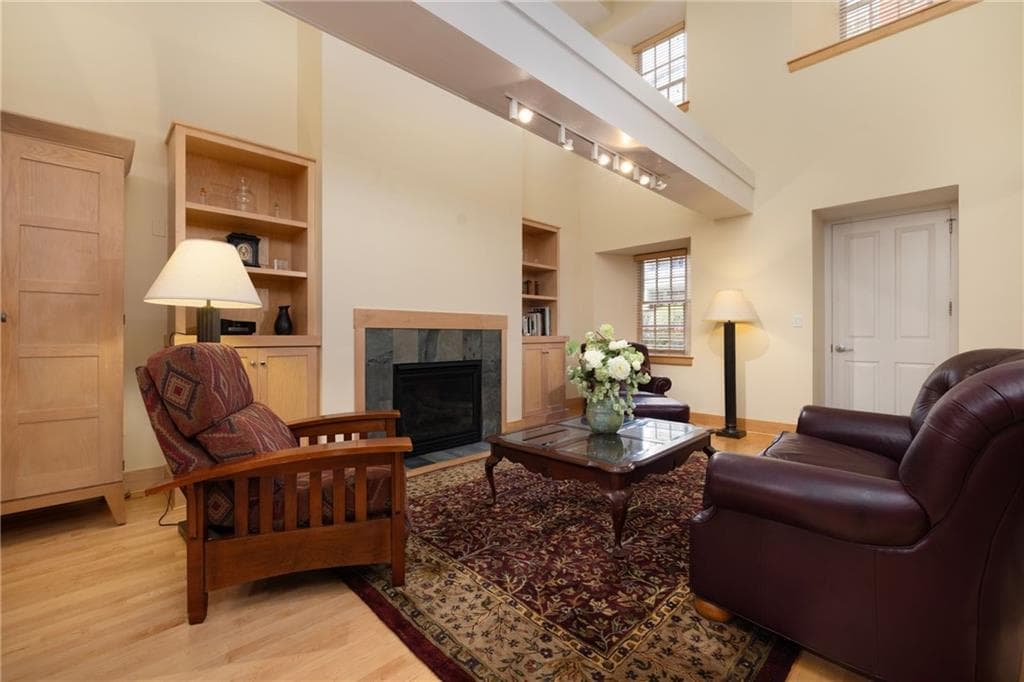 Condominium at 343 Thames Street UNIT M 102, Bristol, photo 8 of 40