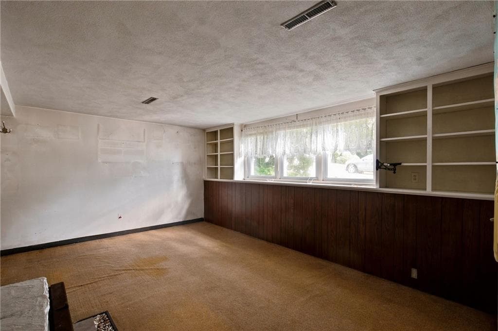 Single Family Residence at 63 Bourbon Street, Portsmouth, photo 28 of 34