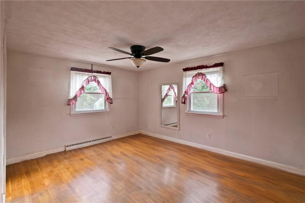 Single Family Residence at 63 Bourbon Street, Portsmouth, photo 20 of 34