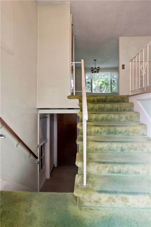 Single Family Residence at 63 Bourbon Street, Portsmouth, photo 25 of 34
