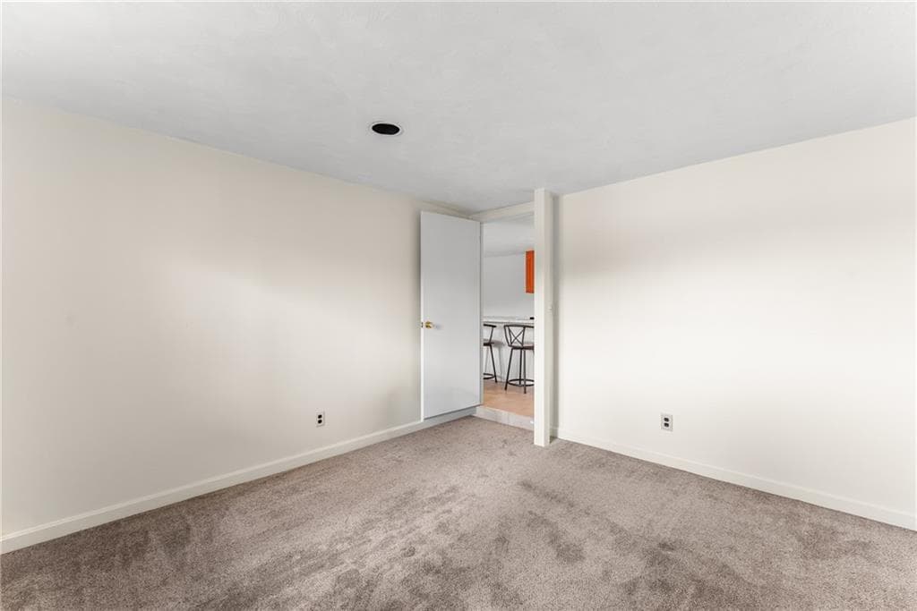 Single Family Residence at 290 Oakridge Avenue, North Attleboro, photo 22 of 49