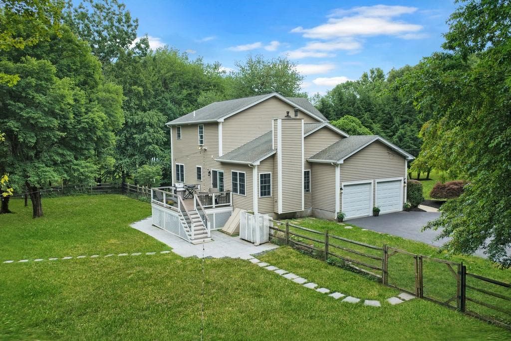 Single Family Residence at 5 Christopher Road, Westerly, photo 5 of 42