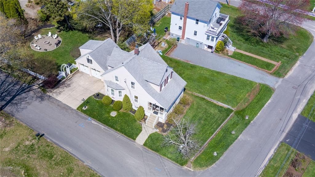 Single Family Residence at 29 Burnett Road, Warwick, photo 47 of 49