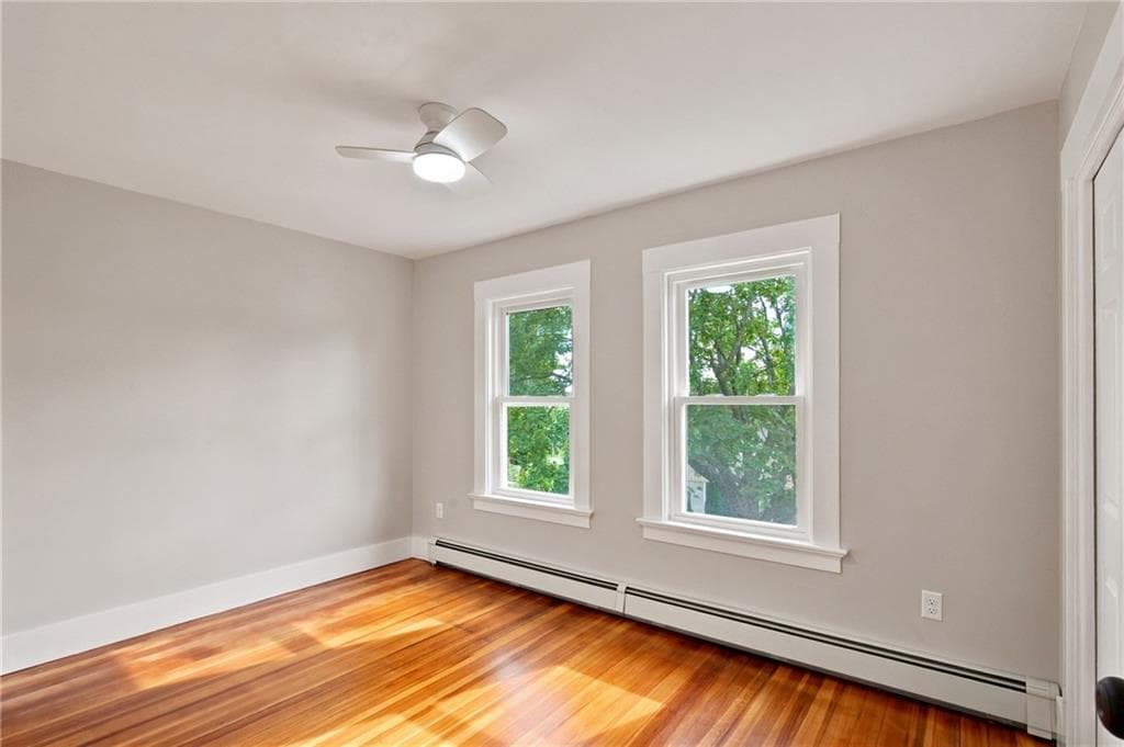 Condominium at 19 Princeton Street, Newport, photo 26 of 31