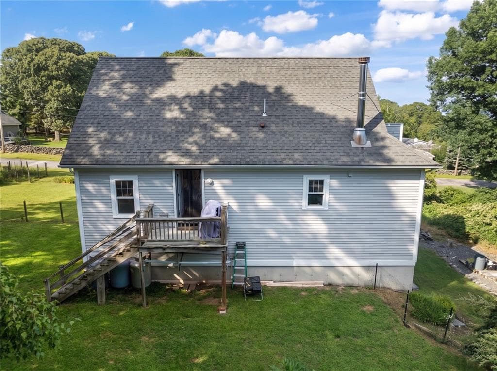 Single Family Residence at 072 PIER Road, Portsmouth, photo 31 of 31