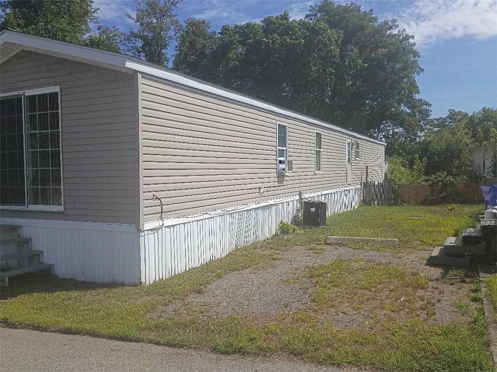 Single Family Residence at 245 Manton Street, Pawtucket, photo 2 of 28