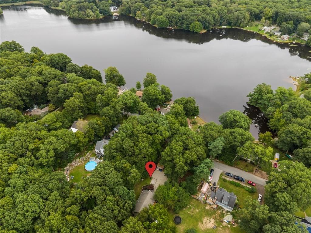 Single Family Residence at 163 Lake Washington Drive, Glocester, photo 3 of 50