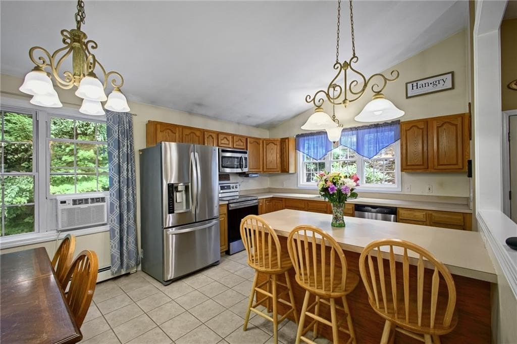 Single Family Residence at 163 Lake Washington Drive, Glocester, photo 5 of 50