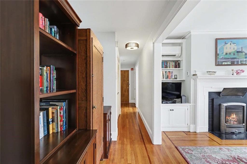Condominium at 242 President Avenue UNIT 7, Providence, photo 6 of 42