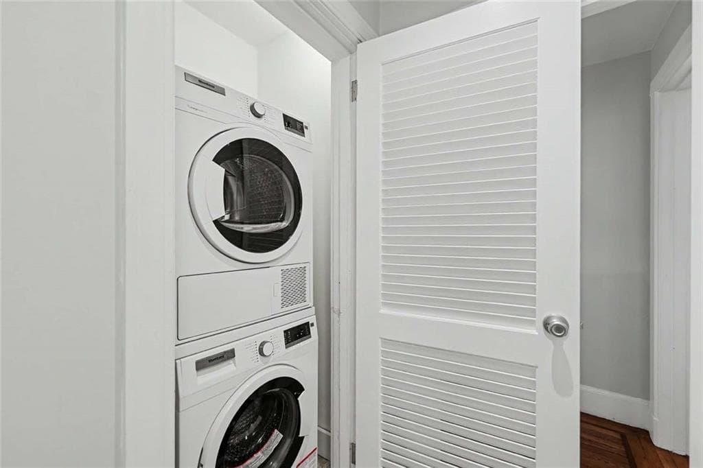 Condominium at 242 President Avenue UNIT 7, Providence, photo 33 of 42