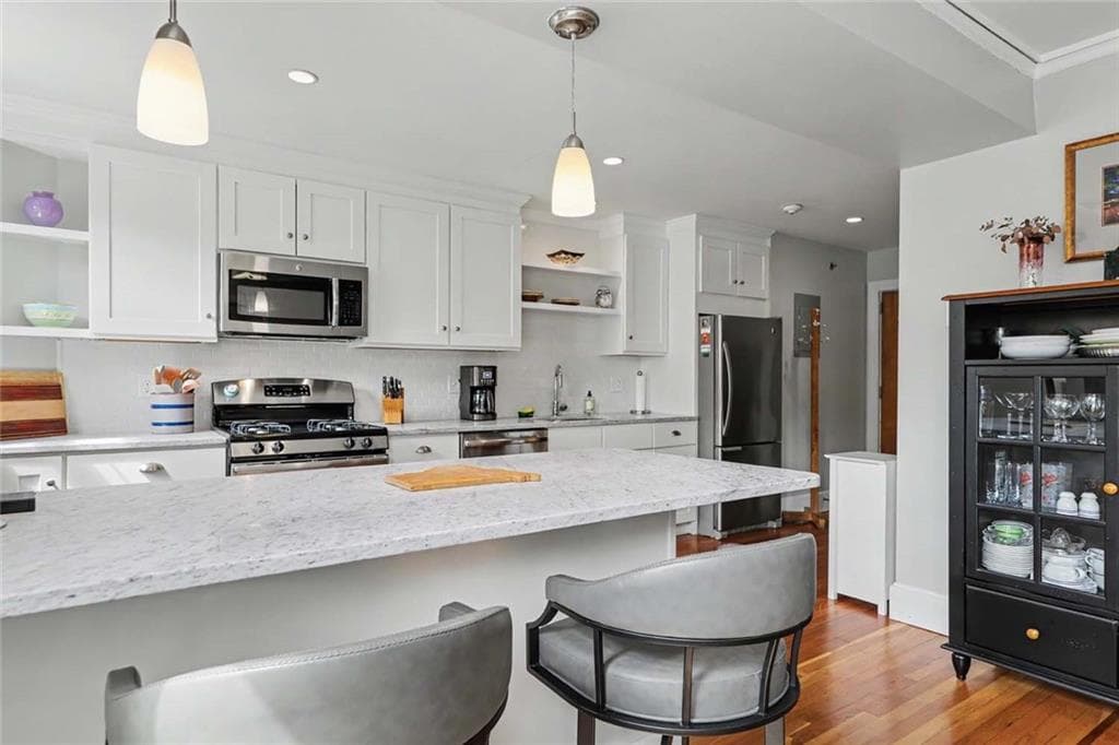 Condominium at 242 President Avenue UNIT 7, Providence, photo 19 of 42