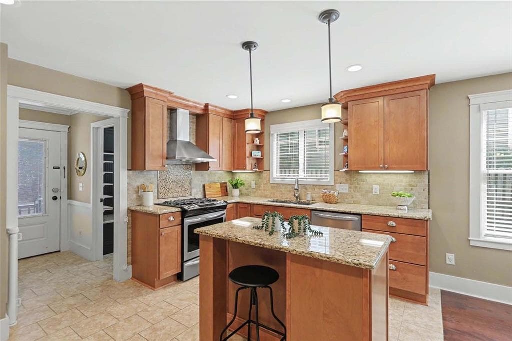Condominium at 44 Taft Avenue, Providence, photo 12 of 48