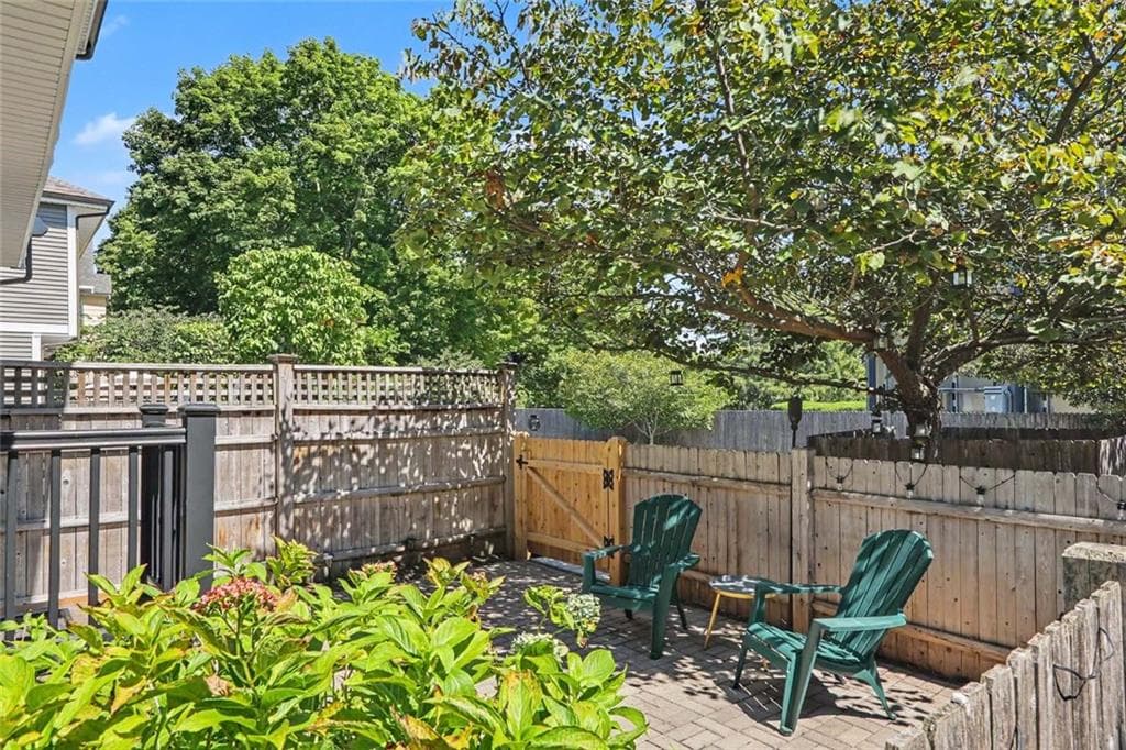 Condominium at 44 Taft Avenue, Providence, photo 44 of 48