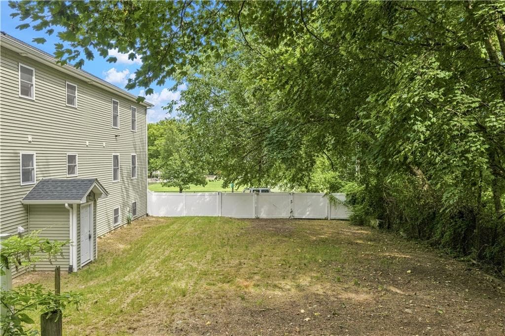 Multi Family at 4 Cutler Street, Providence, photo 5 of 43
