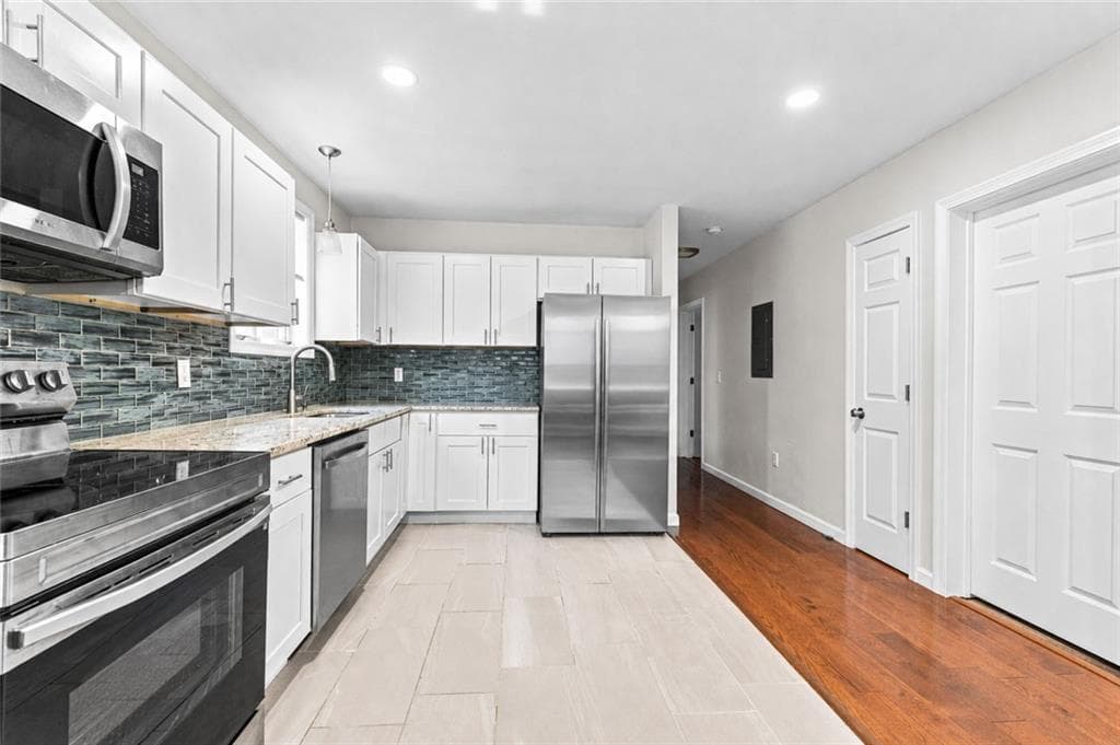 Multi Family at 4 Cutler Street, Providence, photo 10 of 43