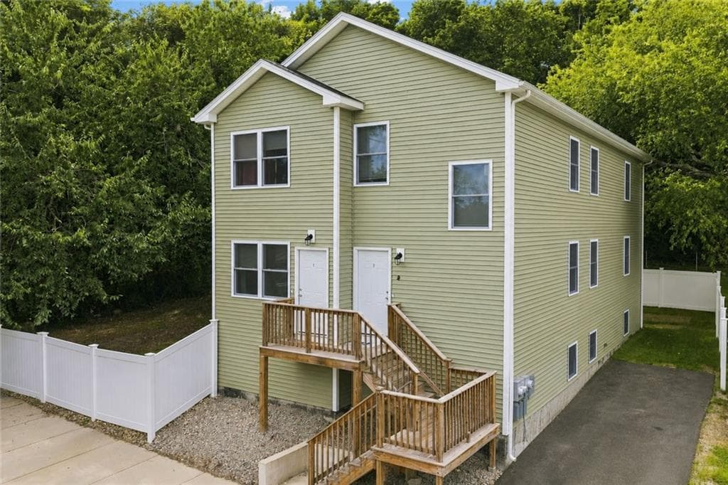 Multi Family at 4 Cutler Street, Providence, photo 4 of 43