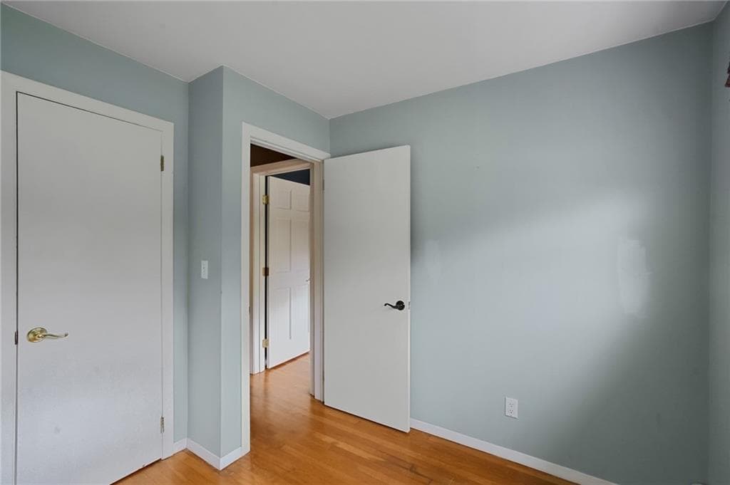 Single Family Residence at 21 Massachusetts Boulevard, Portsmouth, photo 16 of 31
