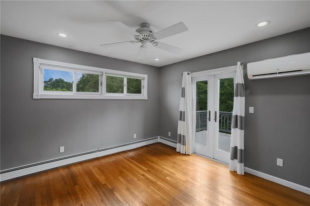 Single Family Residence at 21 Massachusetts Boulevard, Portsmouth, photo 19 of 31