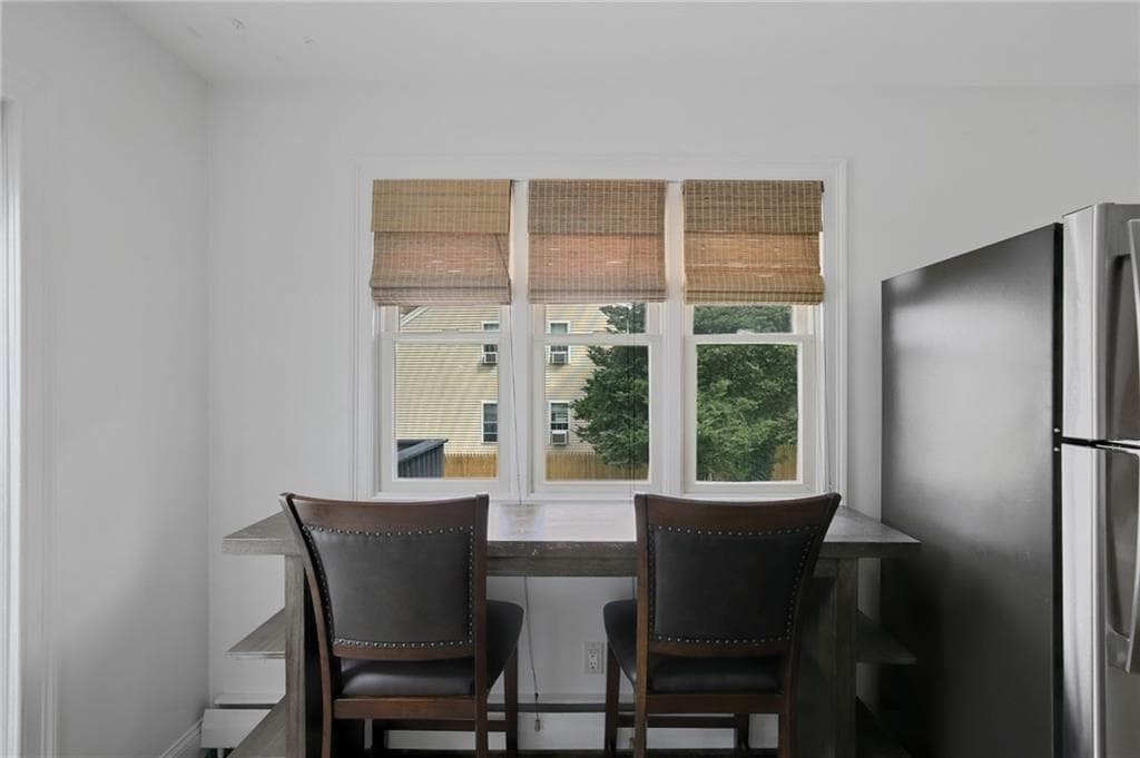 Single Family Residence at 21 Massachusetts Boulevard, Portsmouth, photo 8 of 31