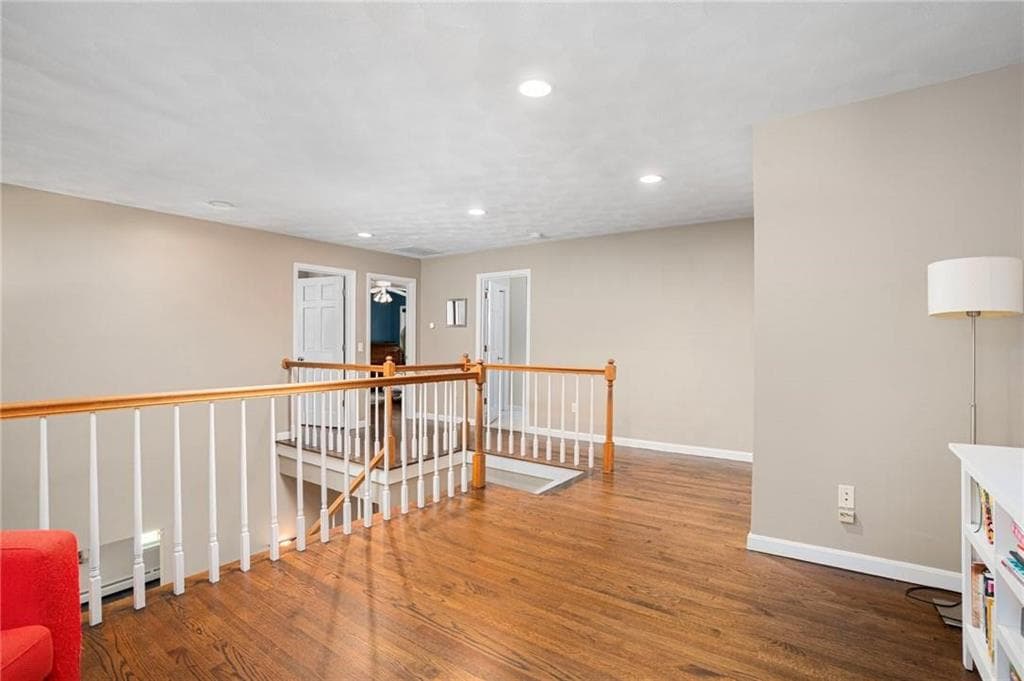 Single Family Residence at 4 Stonecarry Way, East Greenwich, photo 24 of 49