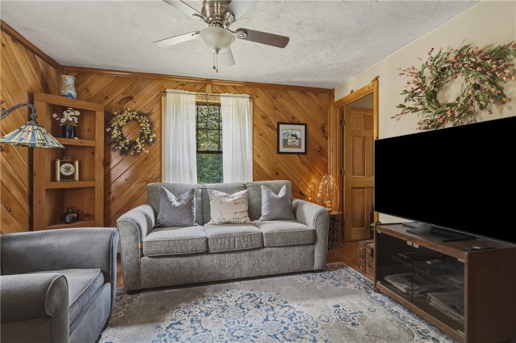 Single Family Residence at 880 Victory Highway, Burrillville, photo 15 of 34