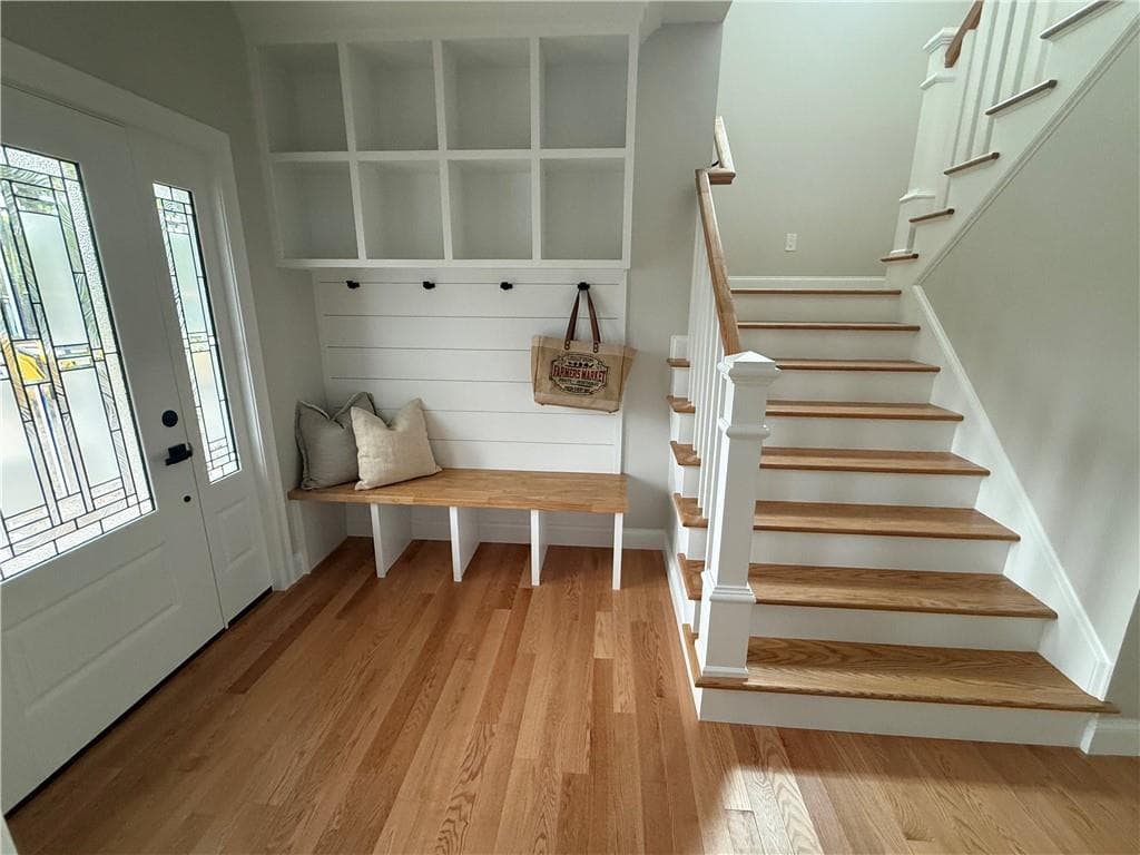 Single Family Residence at 25 Dawsons Circle, South Kingstown, photo 6 of 9