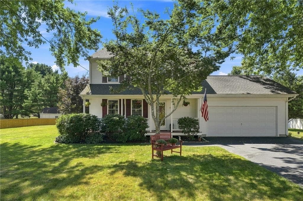 Single Family Residence at 101 Kingstown Road, Richmond, photo 2 of 50