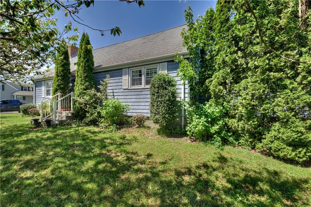 Single Family Residence at 343 Turner Road, Middletown, photo 35 of 38