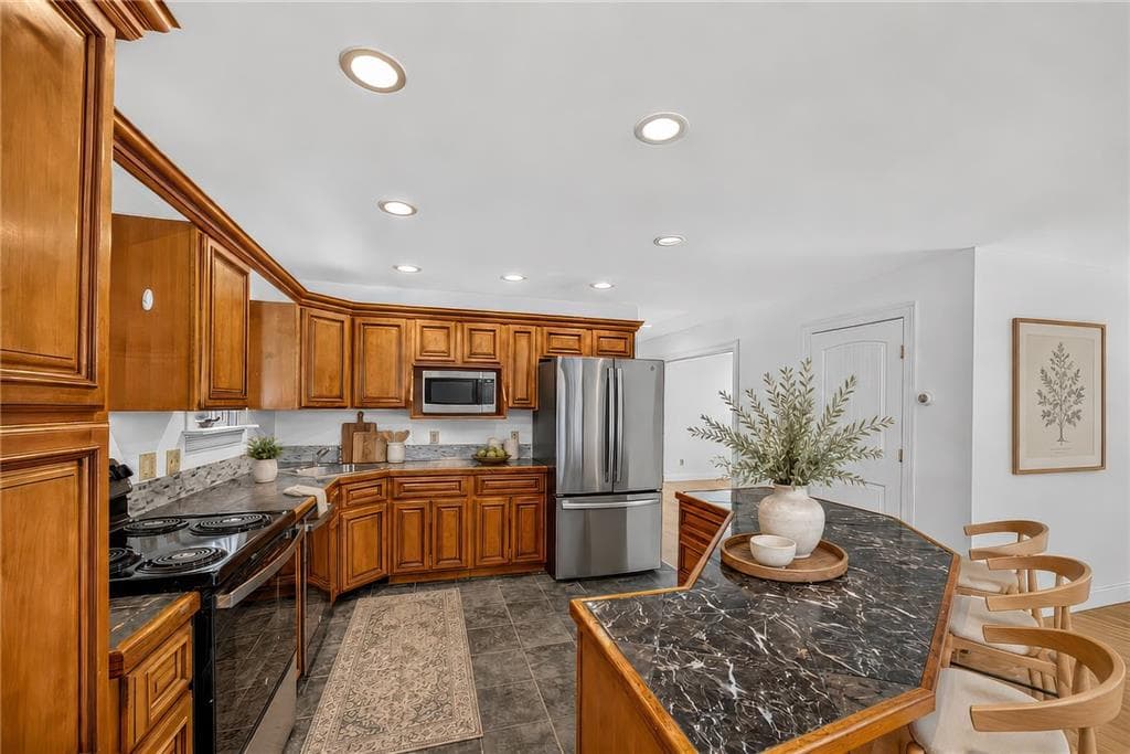 Single Family Residence at 128 Botka Drive, Charlestown, photo 8 of 43